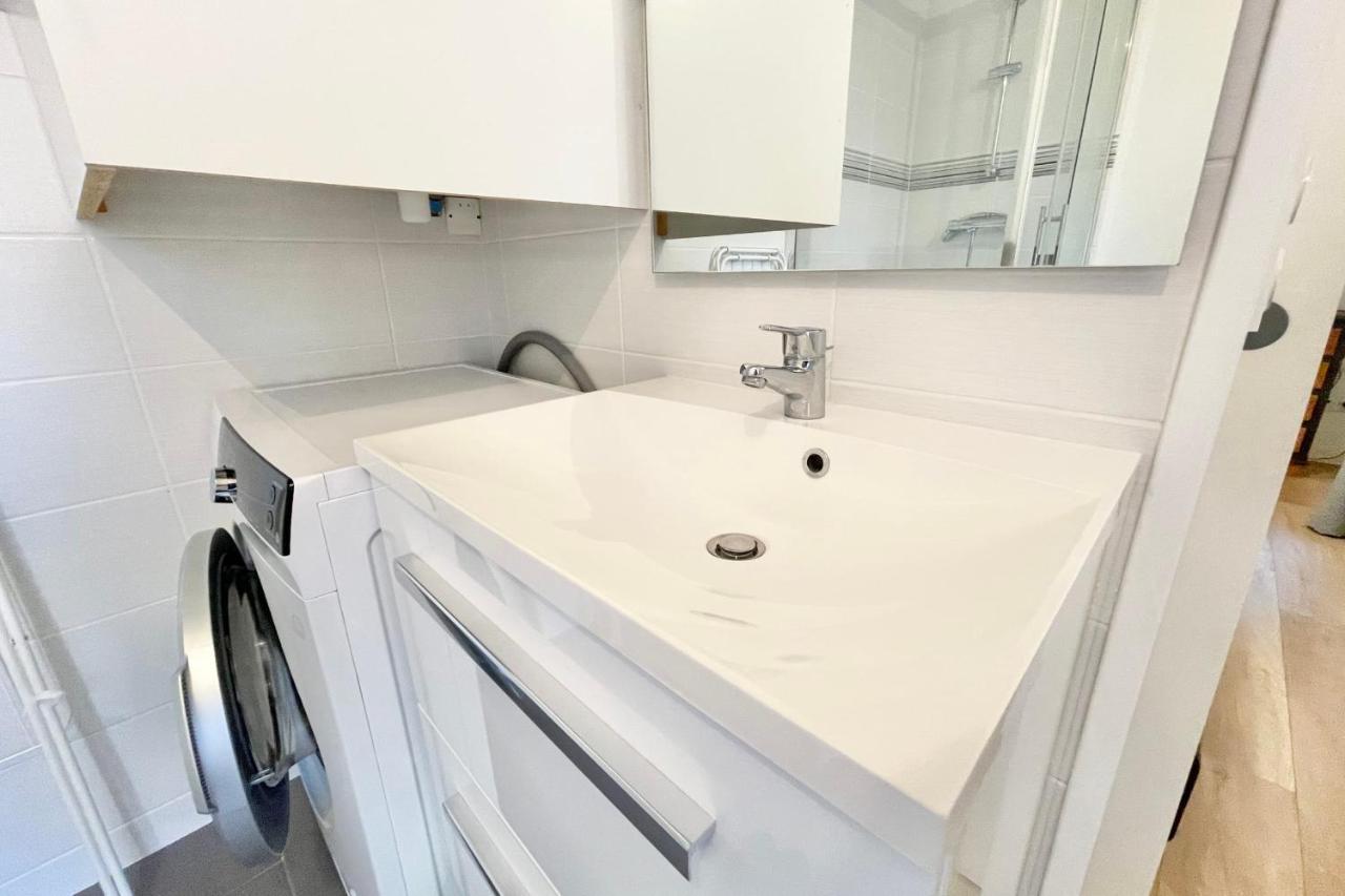 #Cf In White&Gray Center Apartment Grenoble Exterior photo